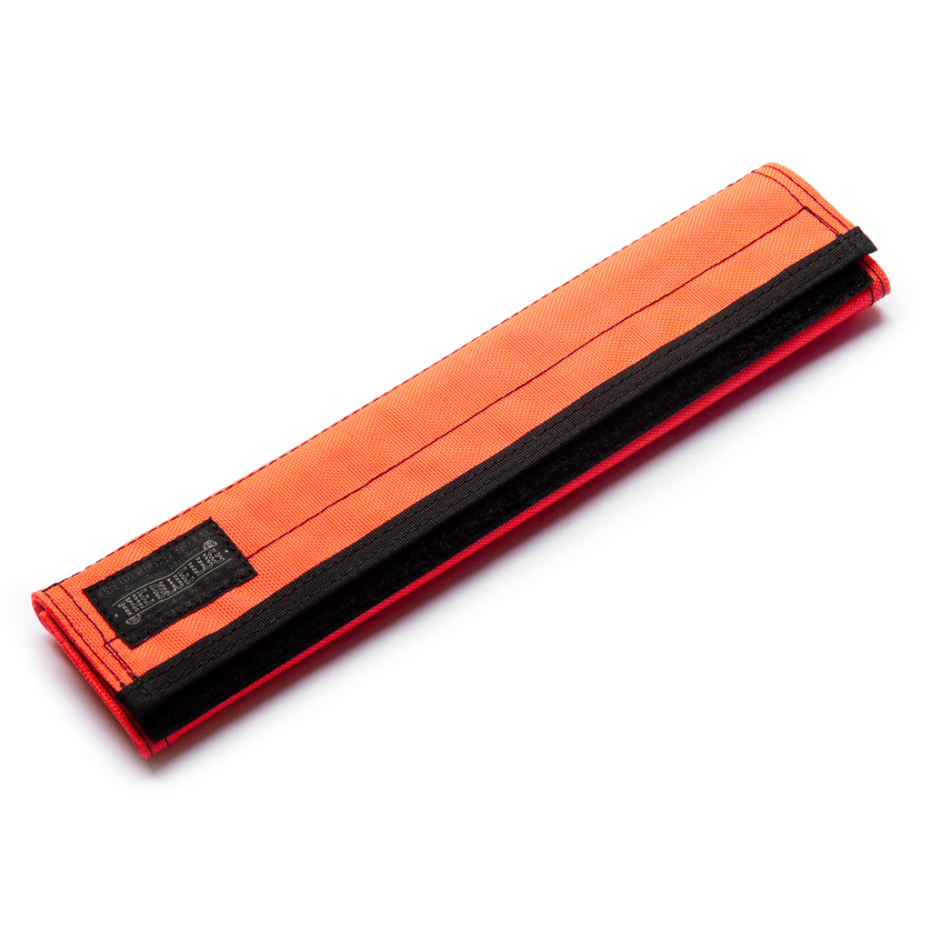 *BLUE LUG* shoulder pad (flash orange)