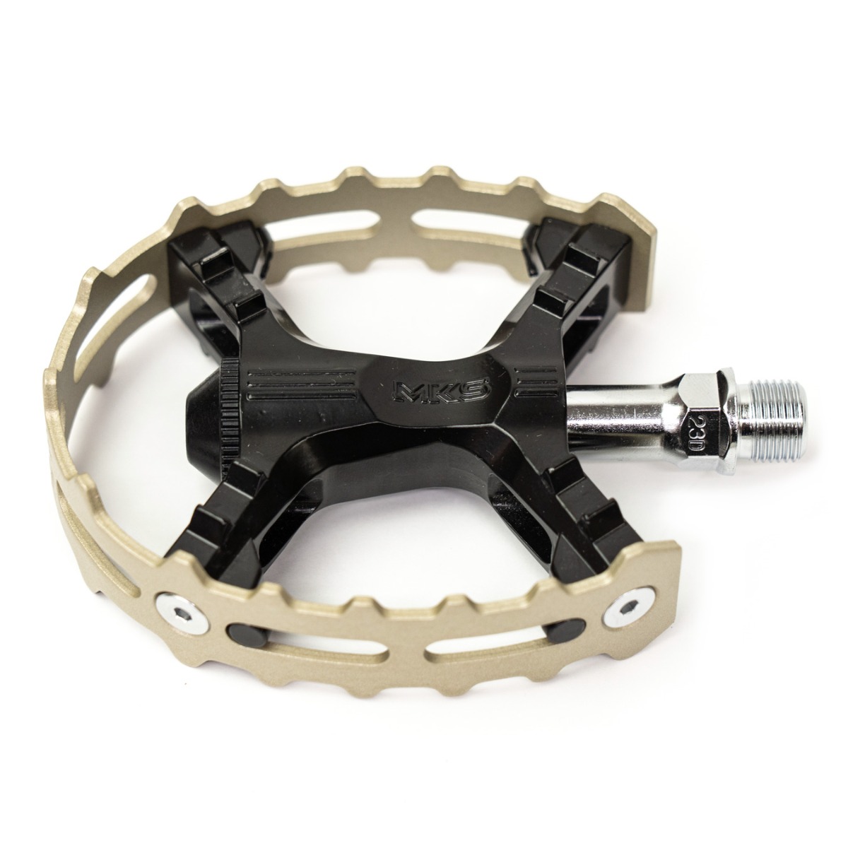 BLUE LUG別注 MKS XC-III bear trap pedal 赤 MKS* XC-III bear trap pedal (turquoise) - BLUE LUG GLOBAL