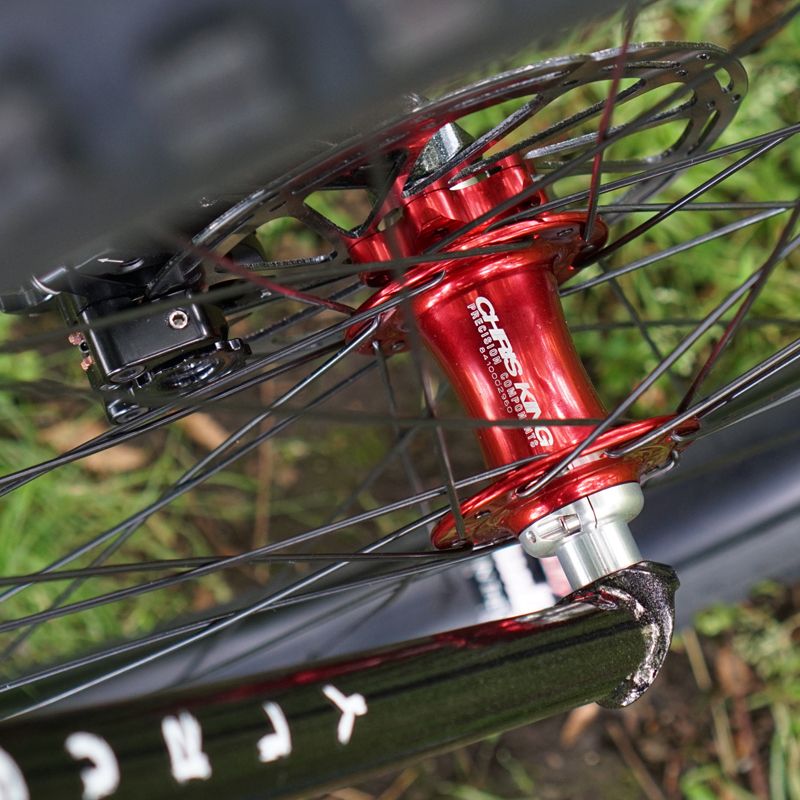 CHRIS KING* ISO B disc hub front (silver/6bolts) - BLUE LUG