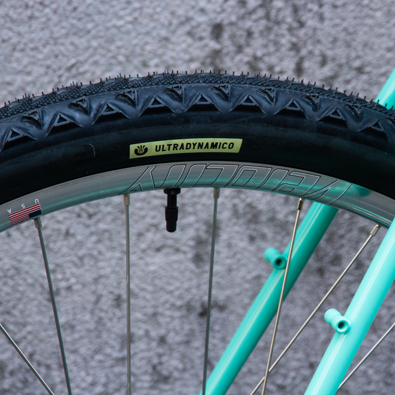 *ULTRADYNAMICO* rose JFF tire (black)