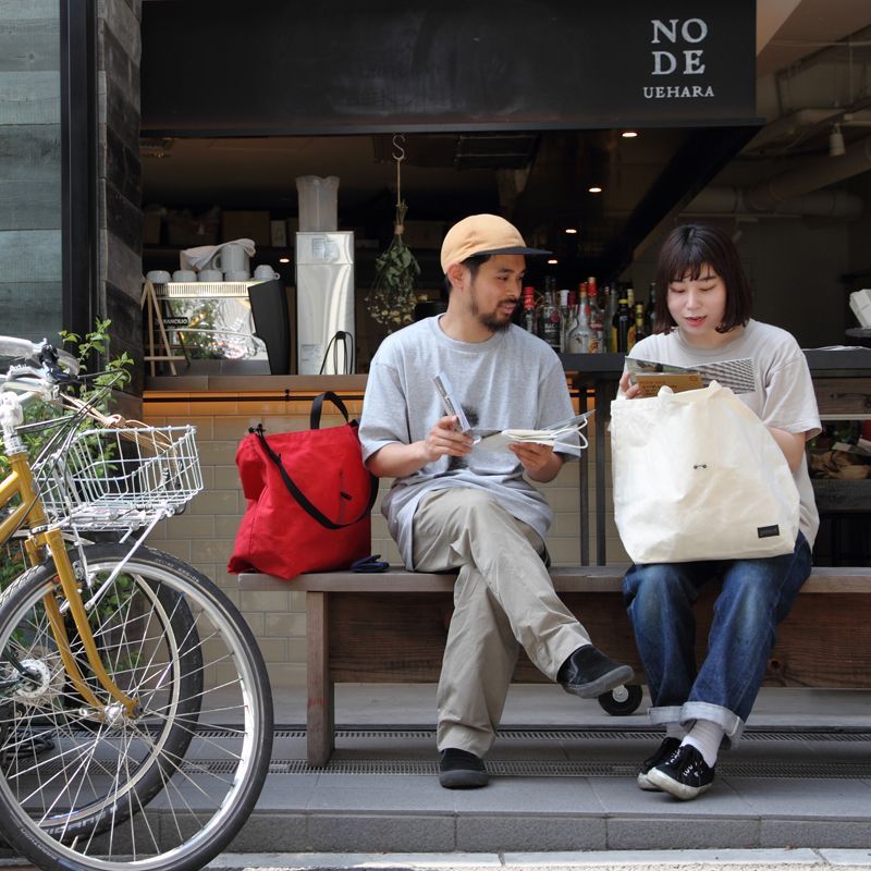 最大15%OFFクーポン 137 LUG* BLUE tote ONLINE GLOBAL LUG BLUE - beige) (wax bag トートバッグ