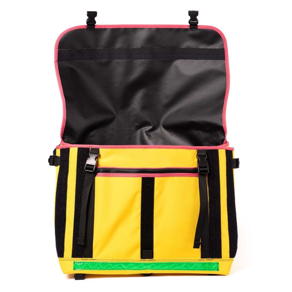 SPACE AGE TECHNOLOGIES* slingshot (yellow/pink trim) - BLUE SPACE AGE TECHNOLOGIES* slingshot (yellow/pink trim) - BLUE