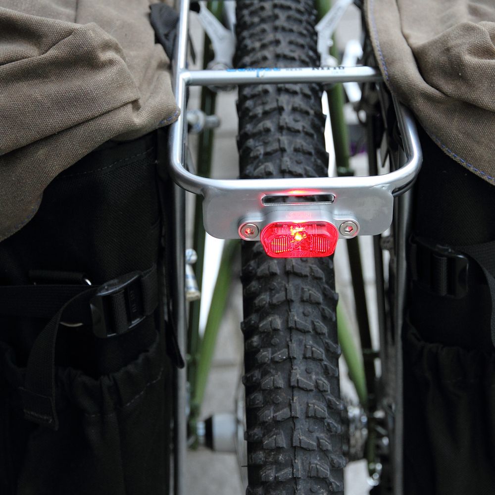 SON NABENDYNAMO* rear light rack mount (silver) - BLUE LUG
