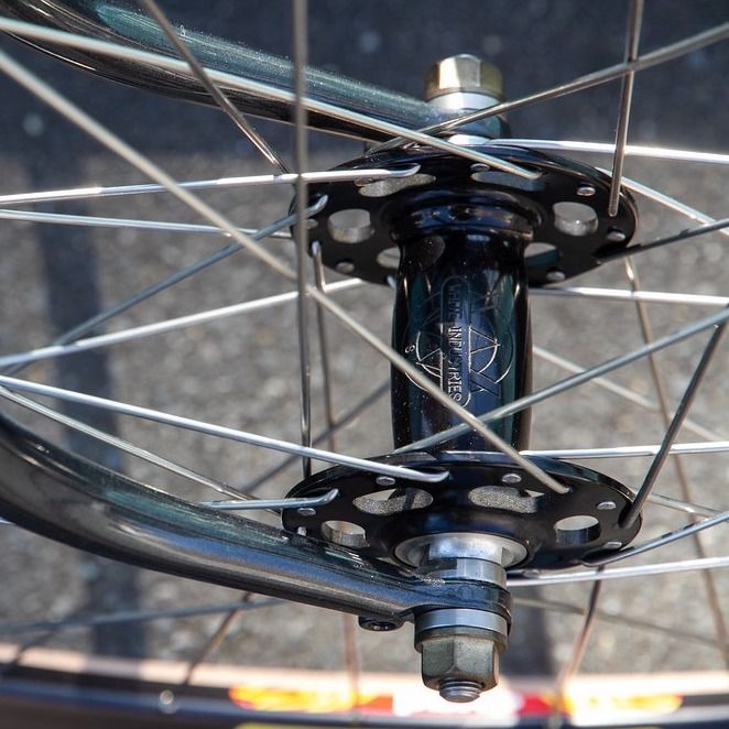 WHITE INDUSTRIES* track hub front (black) - BLUE LUG GLOBAL