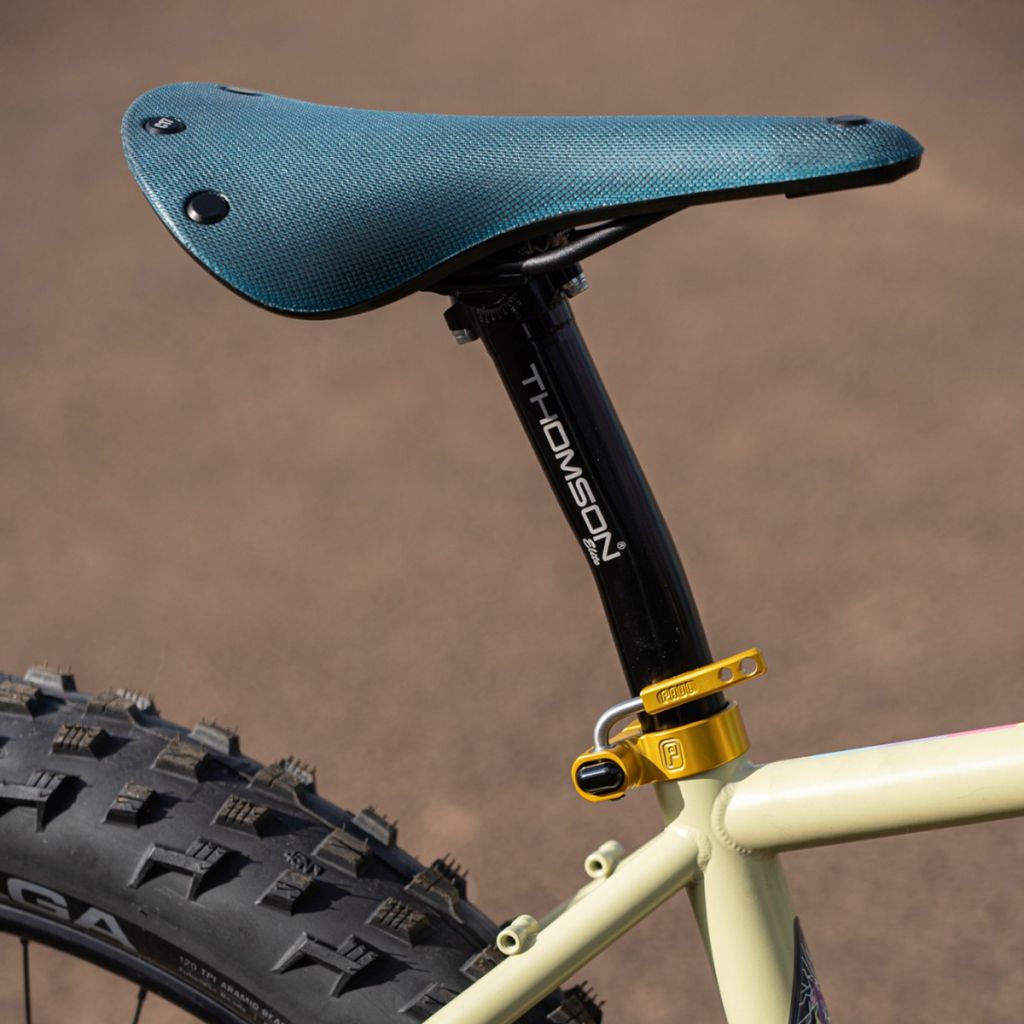 BROOKS* cambium C17 all weather (octane) - BLUE LUG GLOBAL