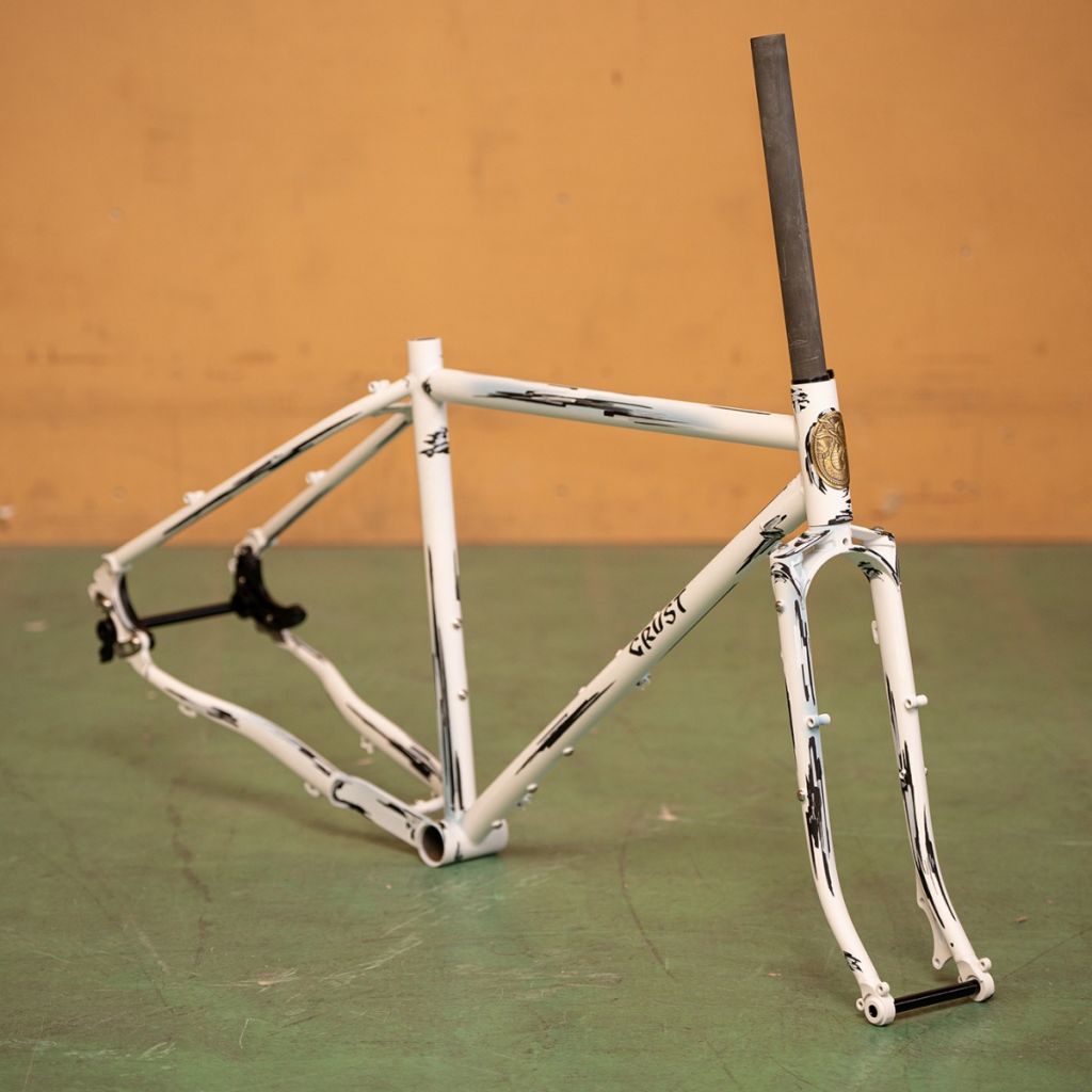 CRUST BIKES cook paint evasion frame S