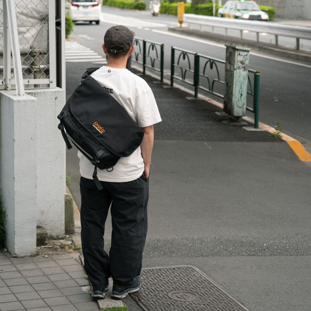 *BAGABOO* standard messenger bag (black)