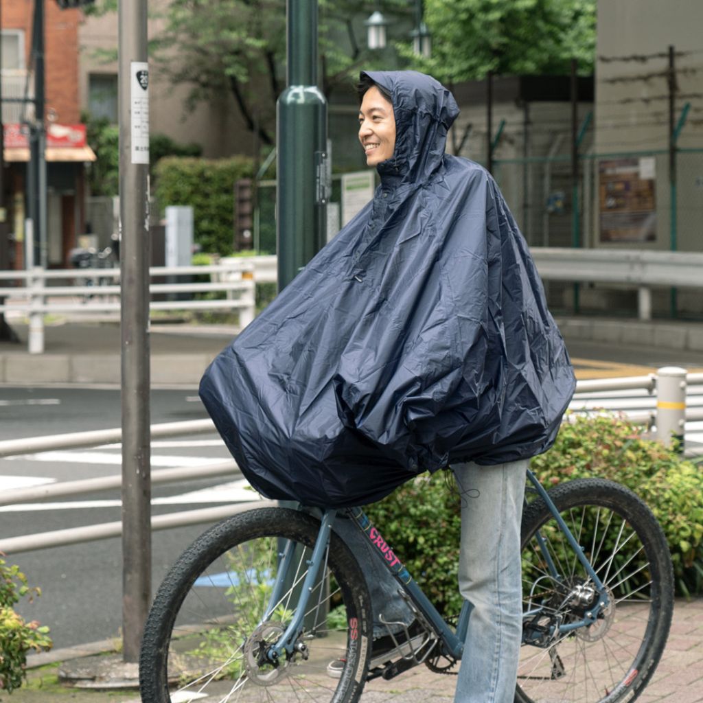 FAIRWEATHER* packable poncho (navy) - BLUE GLOBAL ONLINE STORE