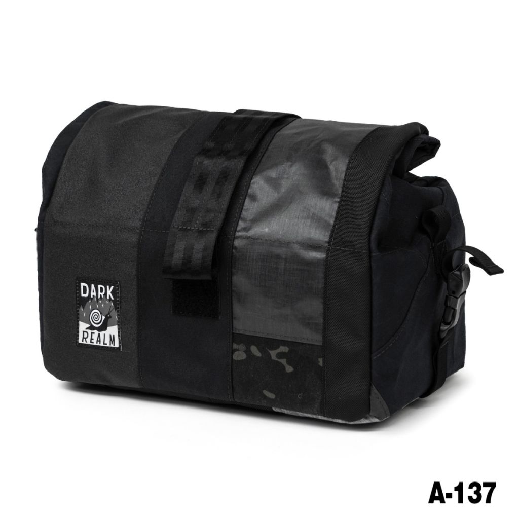 DARK REALM + wald 137 バスケットブルーラグ　bluelug REALM* wald 137 basket bag (red) - BLUE LUG ONLINE STORE