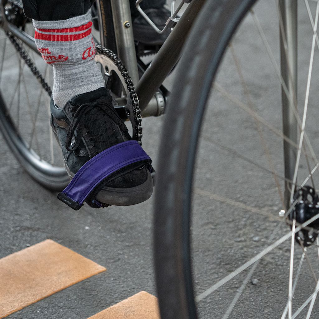 FAIRWEATHER pedal straps narrow leopard