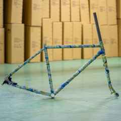 *CRUST BIKES* cook paint evasion frame (watercolor/m)