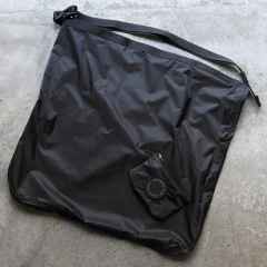 *FAIRWEATHER* packable sacoche  (black)