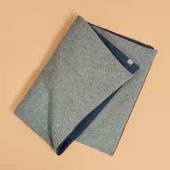 *BLUE LUG* puff blanket (navy/gray)
