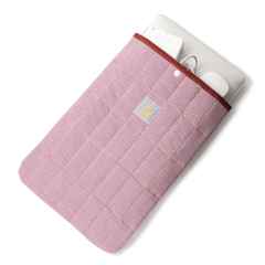 *BLUE LUG* padding pc sleeve (purple check)