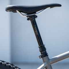 *THOMSON* covert black dropper seat post