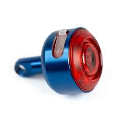 アクセサリー NEIGHBORHOOD BLUE LUG Koma Light Rear Blue Lug Koma Light Rear – Wilde Bicycle Co.