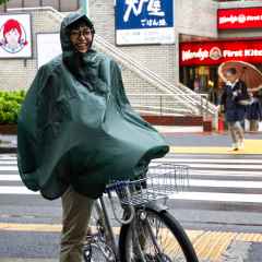 *FAIRWEATHER* packable rain poncho (algae green)