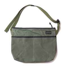 *BLUE LUG* stroll sacoche (wax olive)
