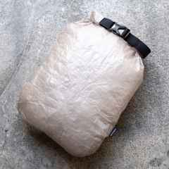 *FAIRWEATHER* dry sack (dyneema beige)