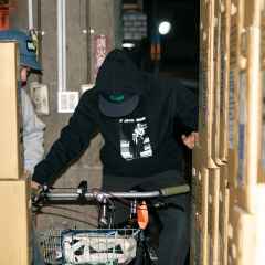 *CALLING IN SICK×BLUE LUG* heat hoodie (black)