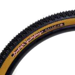 *SIM WORKS* super yummy tire (black/peanuts butter)