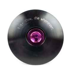 *STRIDSLAND* titanium top cap (black/purple bolt)