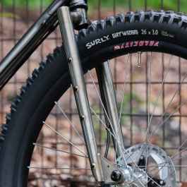 SURLY* dirt wizard tire (black) - BLUE LUG GLOBAL ONLINE STORE