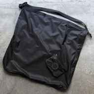 FAIRWEATHER* packable sacoche (dyneema black) - BLUE LUG