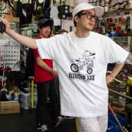 *BLUE LUG* riding ace t-shirt (white)