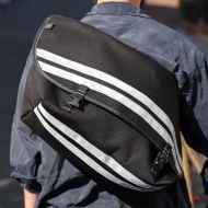 *BLUE LUG* the messenger bag (custom/black/white reflector)