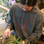 *BLUE LUG* sai embroidery long sleeve t-shirt (pepper)