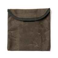 *Eerder Metaal* pouch (wax olive)