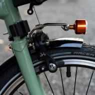 アクセサリー NEIGHBORHOOD BLUE LUG Koma Light Rear Blue Lug Koma Light Rear – Wilde Bicycle Co.