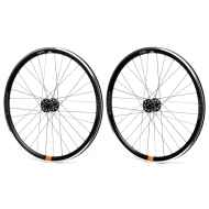 *ASTRAL CYCLING×ONYX* radiant track wheel set (black aura)