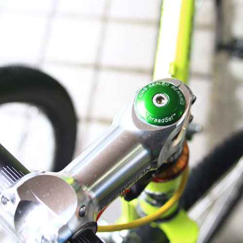 Extra Long Stepped Knurl Gearknob