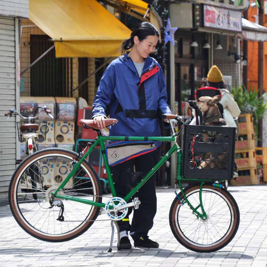 BLUE LUG* shop logo S-milk crate - BLUE LUG GLOBAL ONLINE STORE