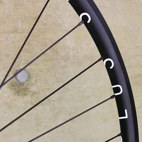 H PLUS SON* archetype track wheel (black/A) - BLUE LUG