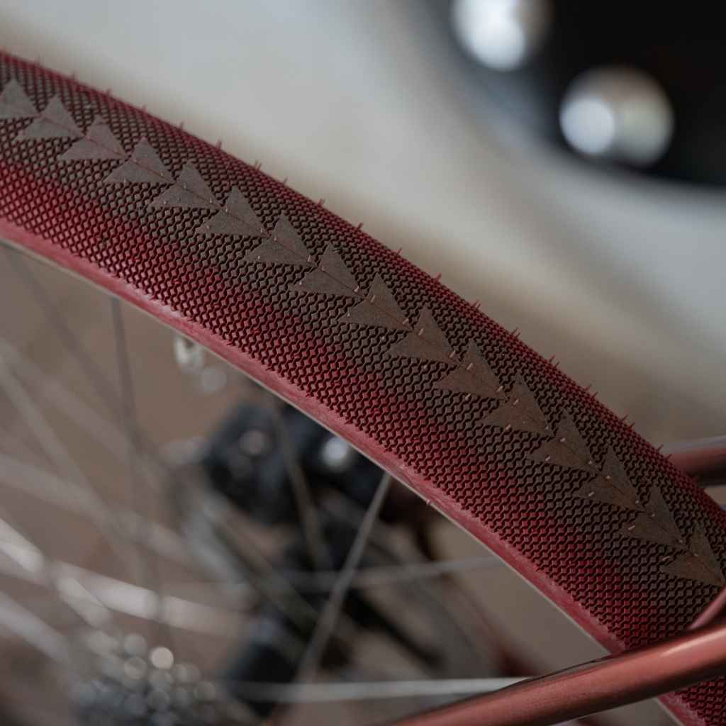 ULTRADYNAMICO* cava race tire (red) - BLUE LUG GLOBAL ONLINE STORE