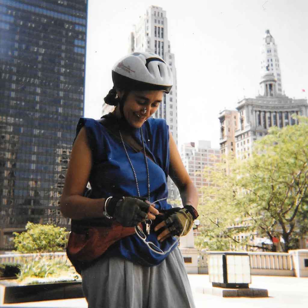 超美品！BLUE LUG メッセンジャーバッグ　肩パッド付　限定品！ BLUE LUG* shoulder pad (black) - BLUE LUG GLOBAL ONLINE STORE