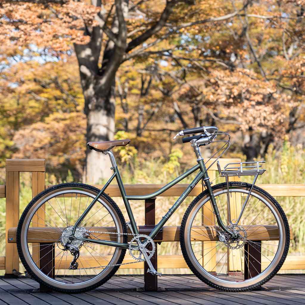 ジルベルソー レザーサドル aspin ナチュラル BERTHOUD* aspin leather saddle (natural) - BLUE LUG GLOBAL