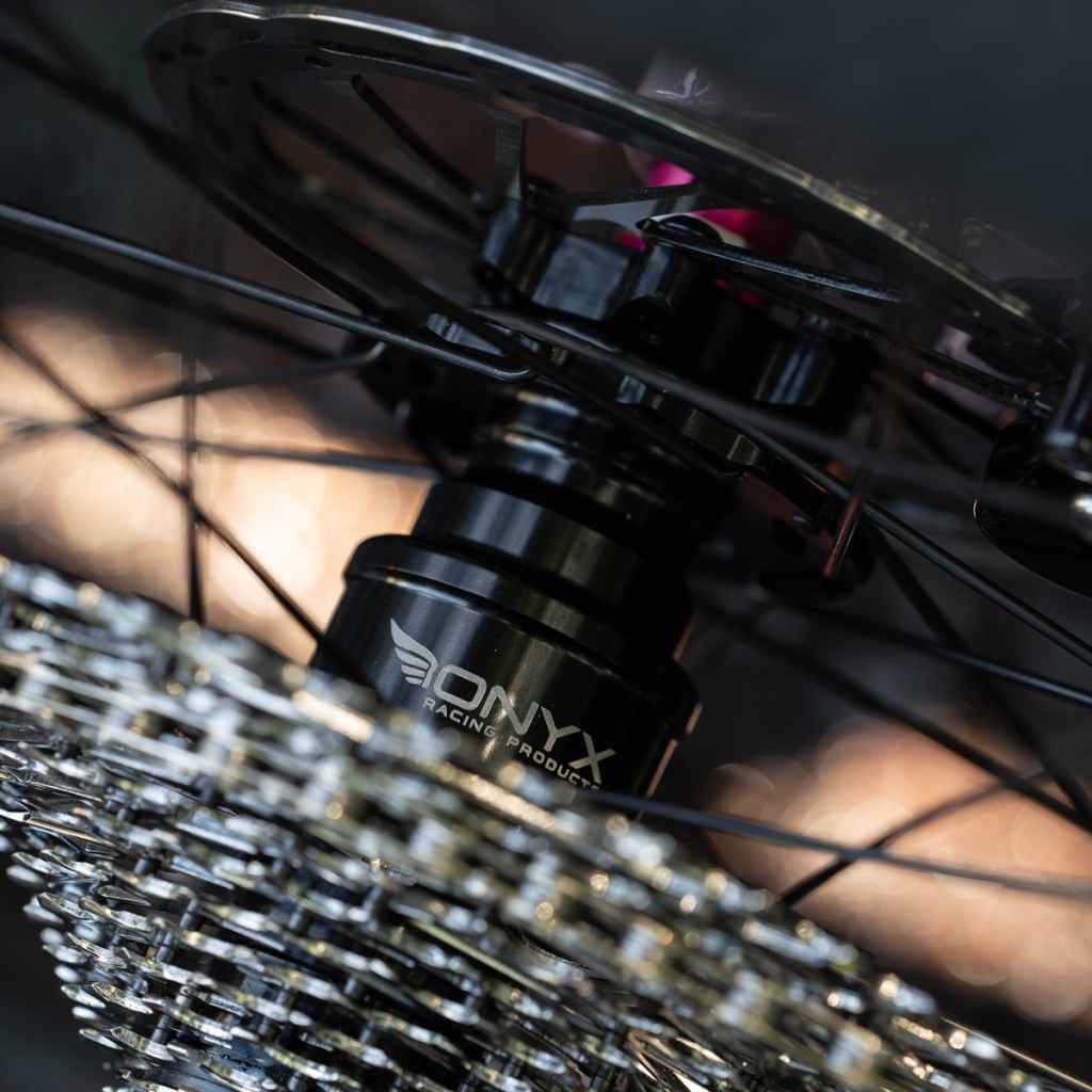 ONYX RACING PRODUCTS* vesper disc CL hub rear (silver