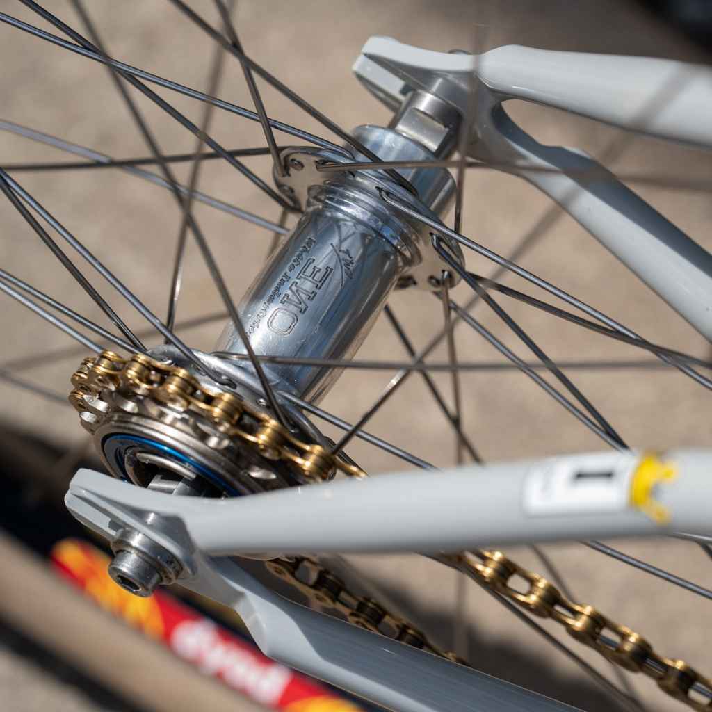 WHITE INDUSTRIES* standard eno rear hub (silver) - BLUE LUG GLOBAL