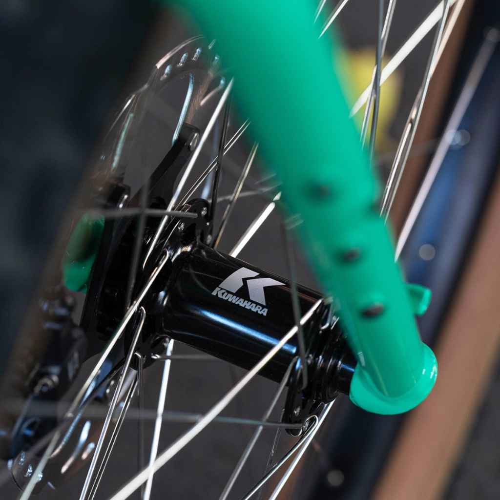KUWAHARA* diavolo v2 boost hub front (black) - BLUE LUG GLOBAL