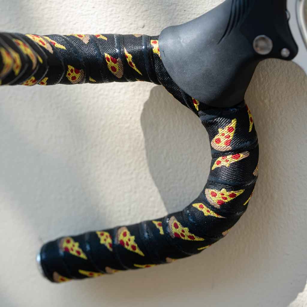 PDW* wraps bar tape with grip (pizza) - BLUE LUG GLOBAL ONLINE STORE