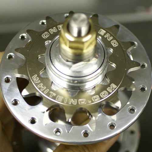 WHITE INDUSTRIES* track cog - BLUE LUG GLOBAL ONLINE STORE