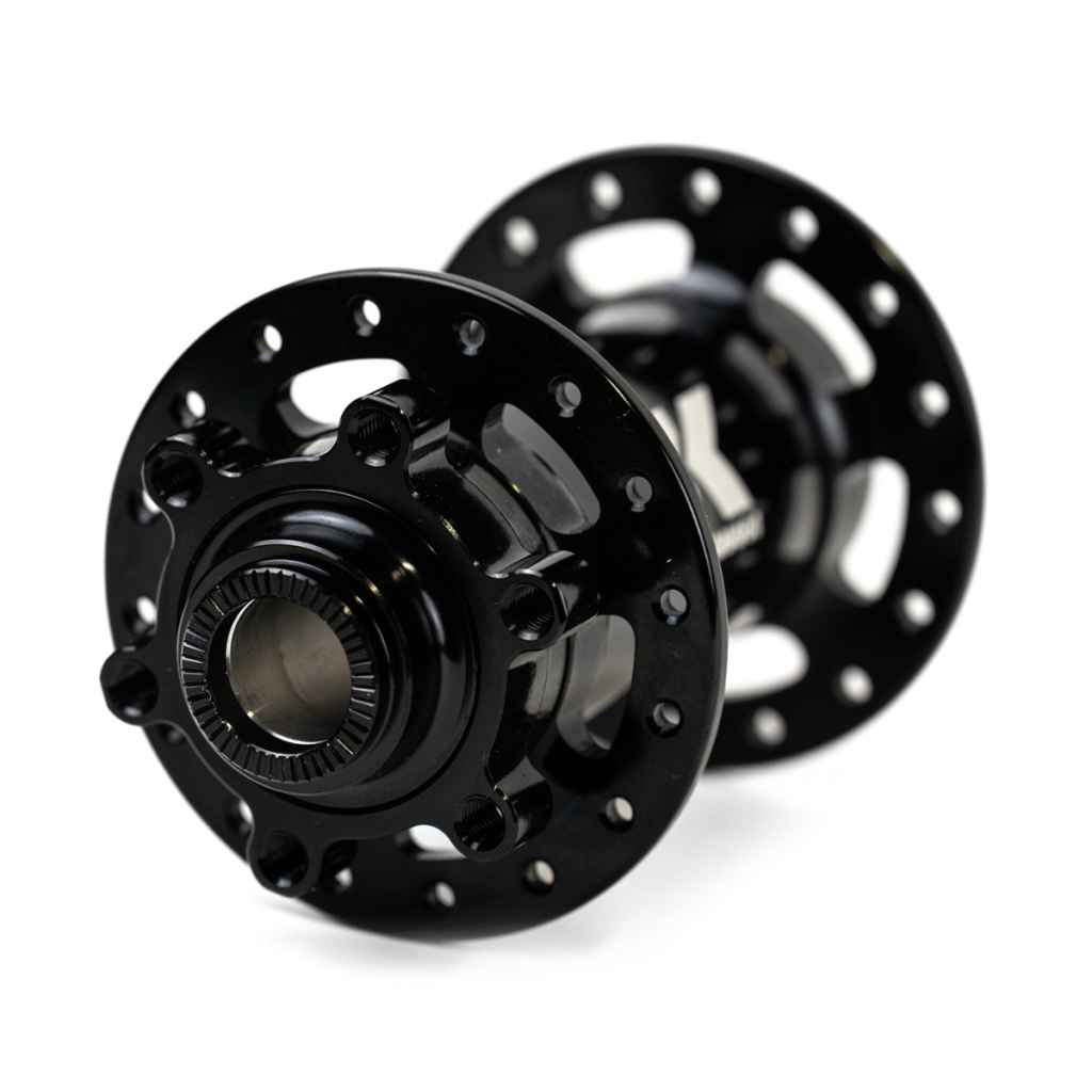 KUWAHARA* diavolo v2 boost hub front (black) - BLUE LUG GLOBAL