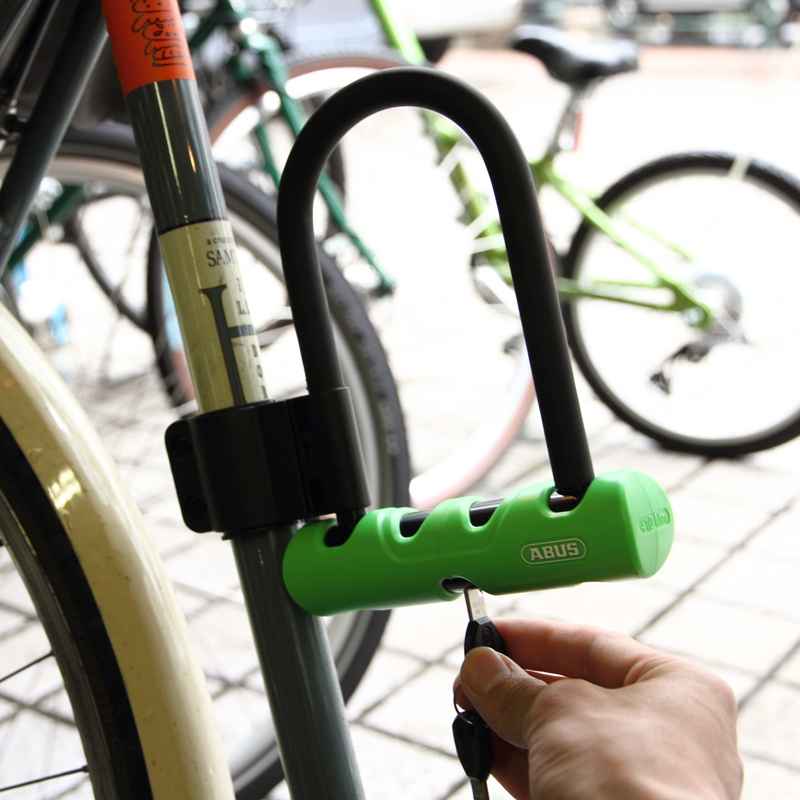 ABUS - 【ほぼ新品 値下げ可】ロードバイク鍵 超頑丈ABUS Mini U-Lock 61AlS3lg8-L._UF894,1000_QL80_.jpg
