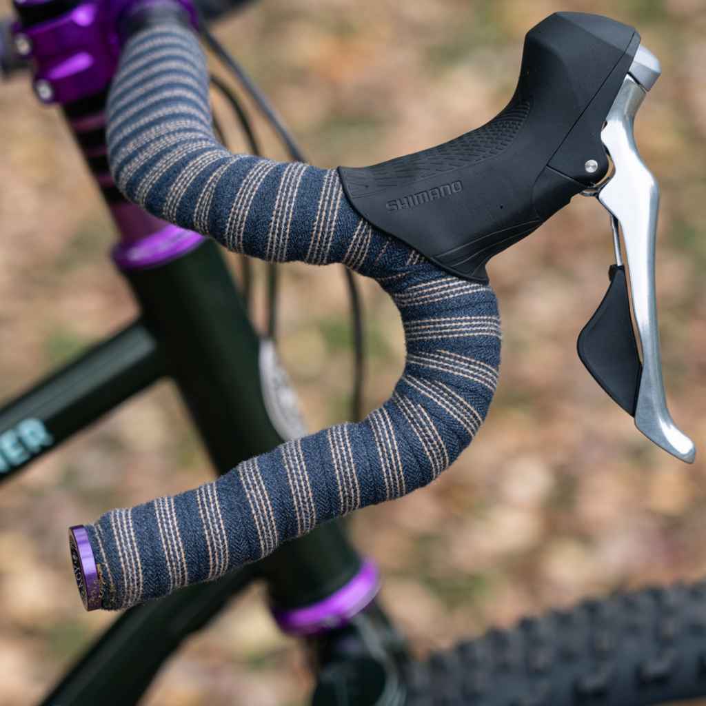 *TANGLEFOOT* dad's blazer handlebar tape (black)