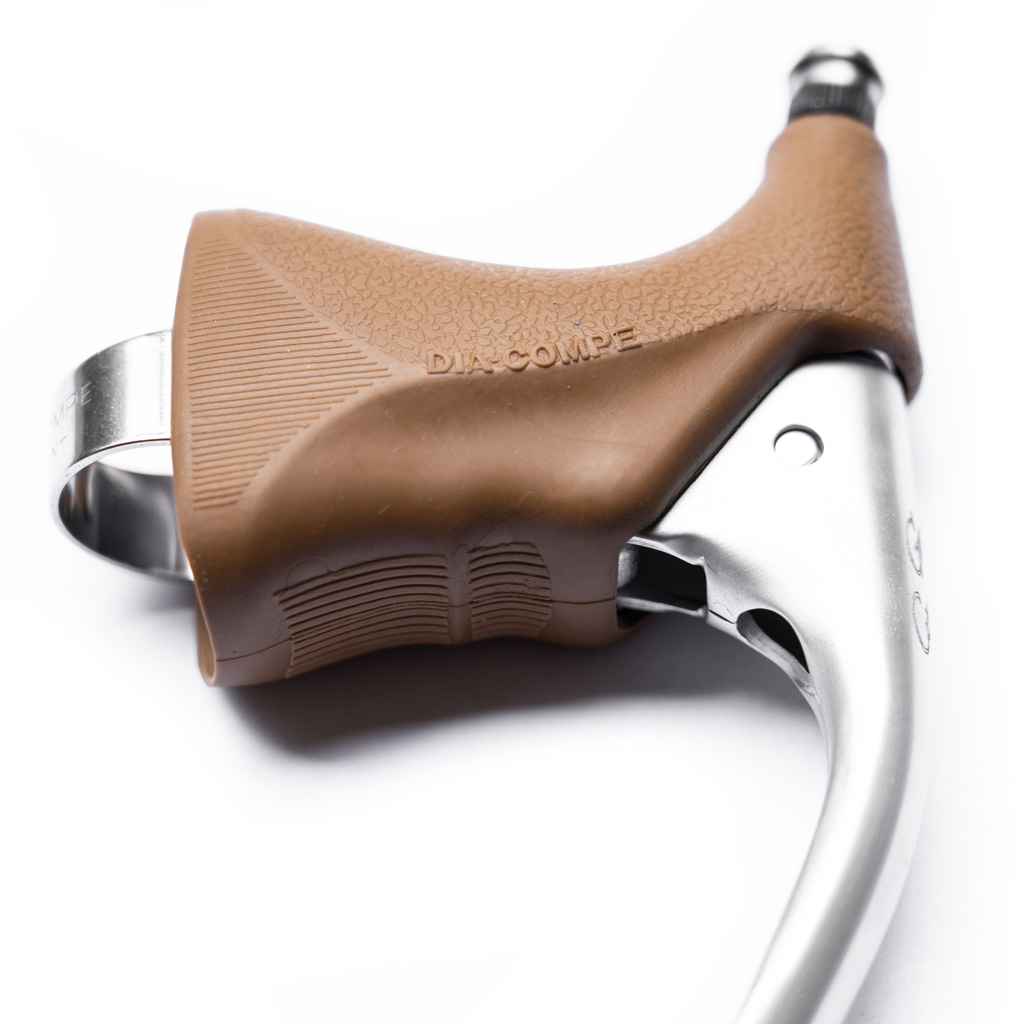 GRAN COMPE ブレーキレバーGC202Q BR(ブラウン) GRAN COMPE* gc202 brake lever (brown) - BLUE LUG GLOBAL ONLINE STORE