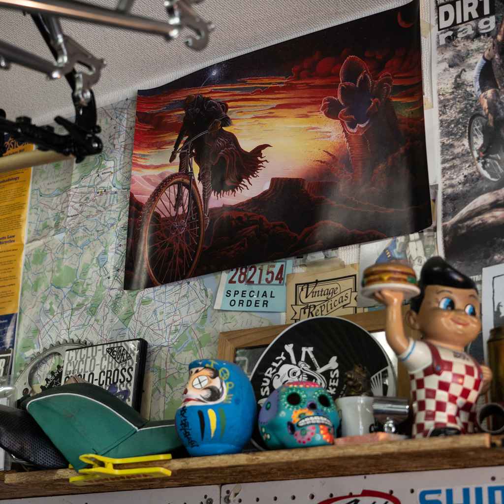 ULTRADYNAMICO* mars race tire (red) - BLUE LUG GLOBAL ONLINE STORE